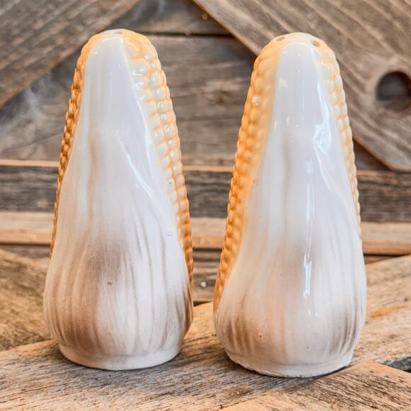 Vintage Corn On The Cob, Salt and Pepper Shakers,  Ceramic, 4” Tall - Picture 2 of 8